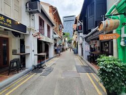 North Bridge Road (D7), Retail #458167991